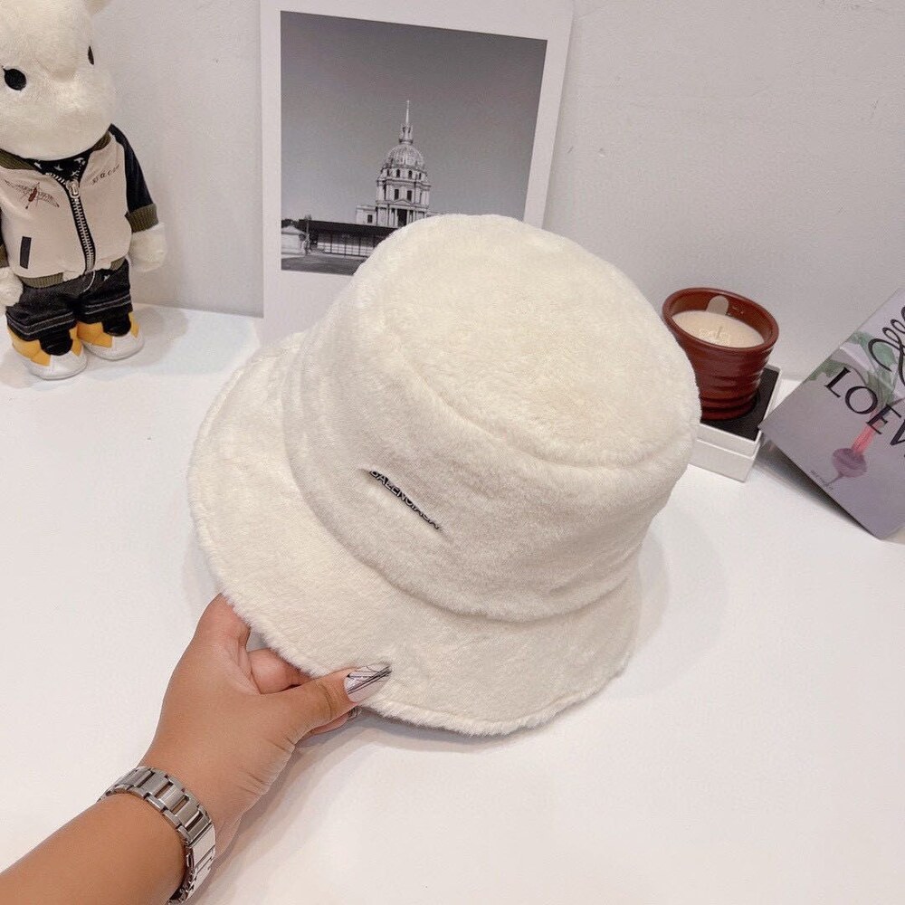 Balenciaga Faux Fur Bucket Hat in White - Picture 5 of 9
